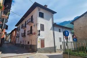 Roaschia-Pieno Centro Paese