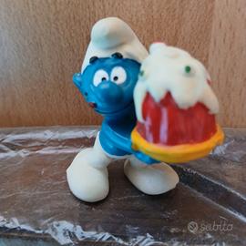  Puffo con torta (segni di ingiallimento)