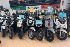 Honda SH 150/ 125 da 1.000 euro in su - PERMUTE