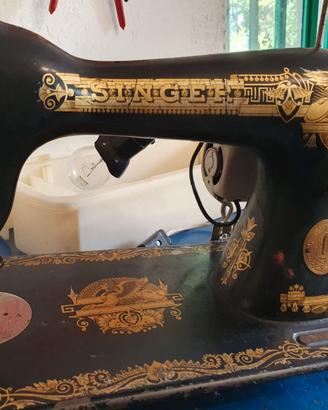 Rara macchina da cucire Singer