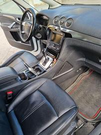 ford s max