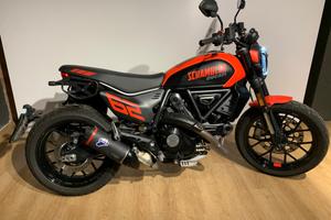 Ducati Scrambler Full Throttle Anno 2023 KM 3228