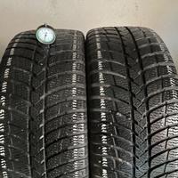 215/45/17 pneumatici Kumho seminuovi