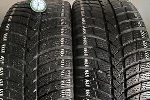 215/45/17 pneumatici Kumho seminuovi
