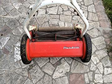 Tagliaerba manuale