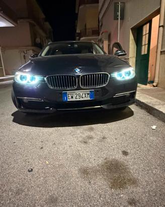 BMW 318d Touring Luxury 143 cv AUTOMATICA