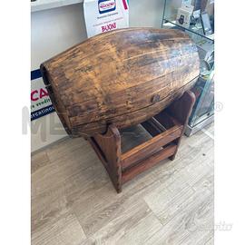 BOTTE IN LEGNO CON PIEDISTALLO