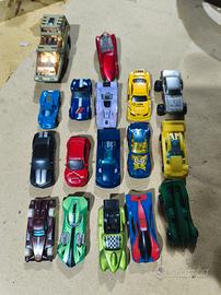 Auto 17 modelli hot weels magic box poly