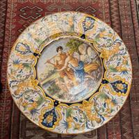 Piatto monumentale in maiolica