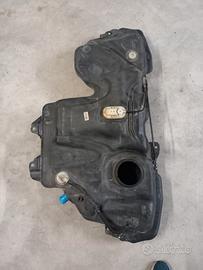 Serbatoio benzina clio 4