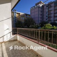 BILOCALE CON CUCINA ABITABILE