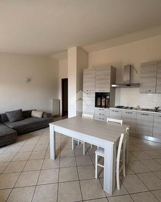 2 LOCALI A ADRARA SAN ROCCO