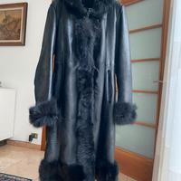 Cappotto in montone di agnello nero VIP Fashion