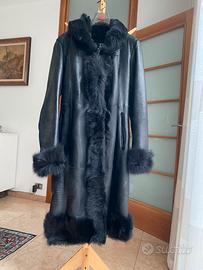 Cappotto in montone di agnello nero VIP Fashion