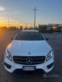 Mercedes-Benz GLA 200 d Automatic AMG Line – Tetto
