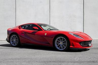 Ferrari 812 Superfast 6.5 dct
