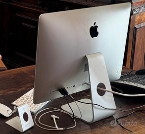 Apple IMac 21,5” 2017 i5 2,3 GHZ 8GBTastiera+Mouse