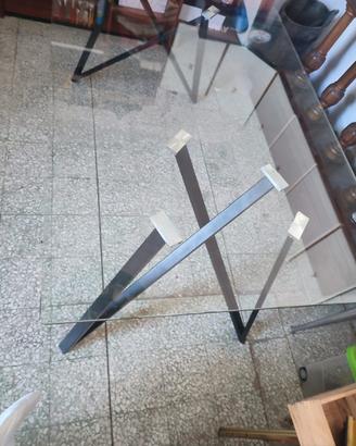 Tavolo di cristallo