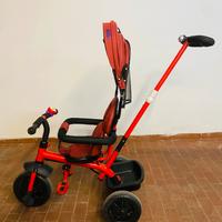 Triciclo con cappottina della Gió Baby