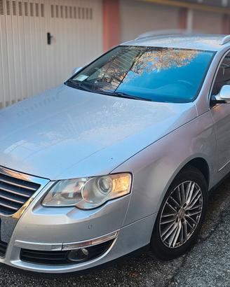 VOLKSWAGEN Passat 2.0 TDI DPF Var. DSG Highline