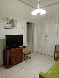 Casa Pieno centro a 100 m dalla via marina