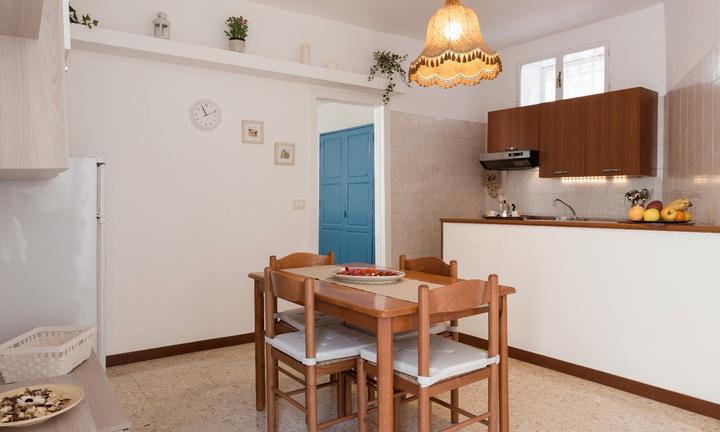 Centro storico 3 locali elegantemente arredati