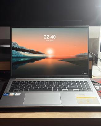 Asus i7 12th gen, 16GB Ram, 1Tb SSD