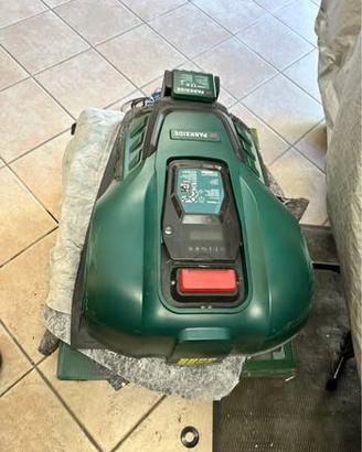 Robot taglia erba