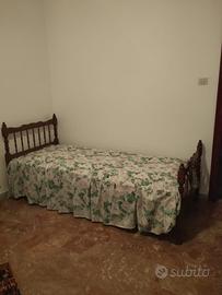 Letto singolo con rete singola