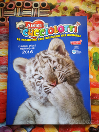 Album figurine " amici cucciolotti 2016 "