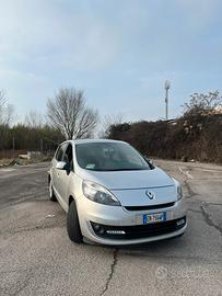 renault scenic 7 posti