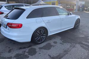 Audi A4 quattro