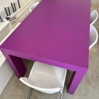 Tavolo legno colorato