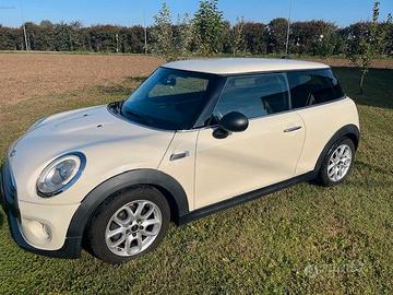 Mini One 55 kw adatta a neopatentati