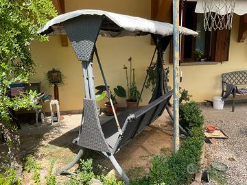 Dondolo da giardino da riparare