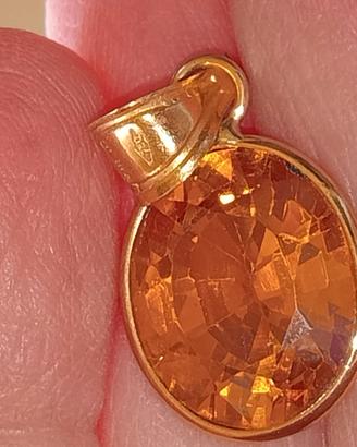 ciondolo in oro 18 KT 750 citrino