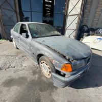 Ricambi BMW 318 1.8 benz 113cv del 1991