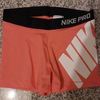 Pantaloncini Nike