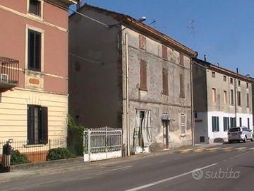 Lotto immobili liberi 4 lati