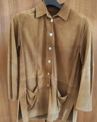 Giacca in pelle scamosciata color cammello 