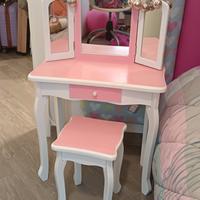 Toilette trucco bambina