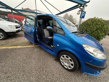 Peugeot 1007 Neopatentati 69€ al mese