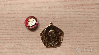 Spilla e ciondolo Unione Sovietica. URSS. Lenin.