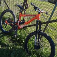 Mtb bici commencal supreme