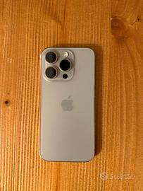 Iphone 256Gb Pro colore Titanium
