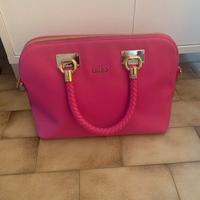 Borsa a mano e tracolla