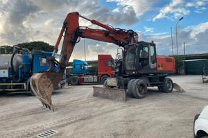 SCAVATORE HYDRAULIC HITACHI.ZX210W-3 (rif.763)