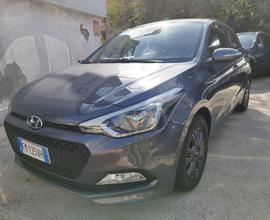 Hyundai i20 1.1 CRDi 12V 5 porte Blackline