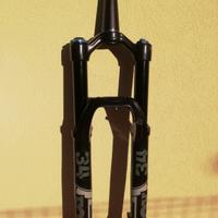 Forcella Fox 34 performance elite grip 2 140mm 