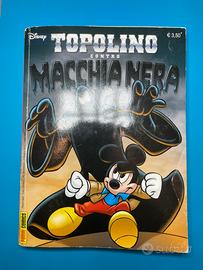 Topolino contro macchia nera
